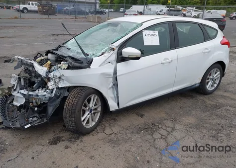 2015 Ford Focus Se z USA, uszkodzony, nr VIN 1FADP3K2XFL301160